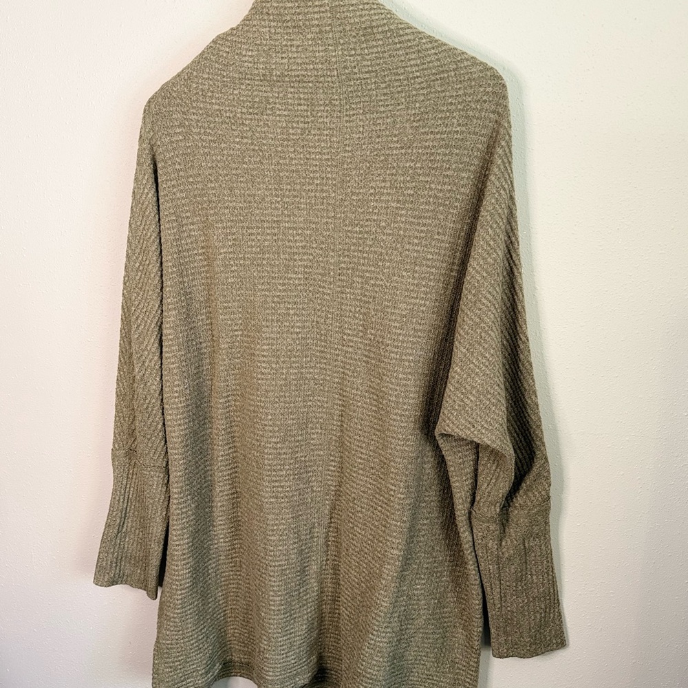 Free People We The Free Waffle Knit Cowl Neck Tunic Sweater XS S Olive - Picture 5 of 10